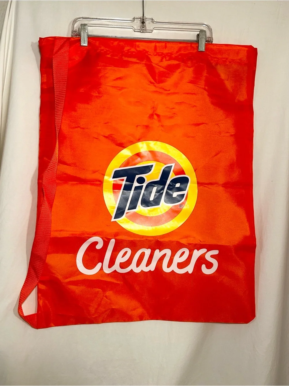 NEW Tide Cleaners Orange Nylon Drawstring Laundry Bag W/Carrying Strap 27